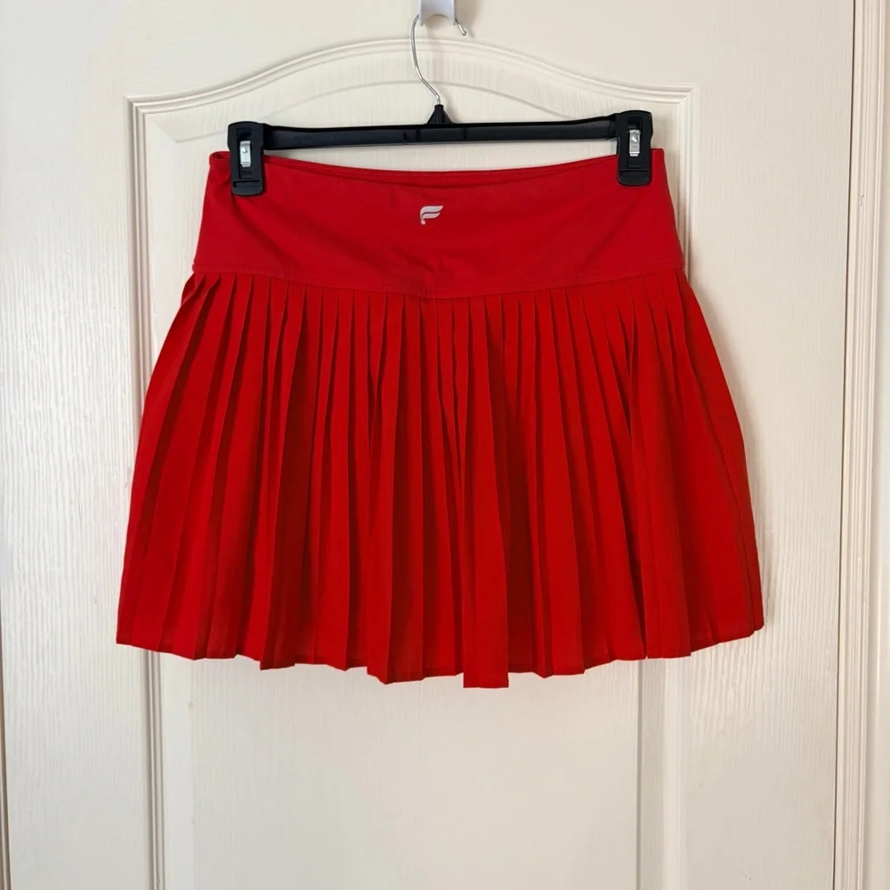 Fabletics Hot Shot Pleated Skirt Classic Mini, heated red, Large - Picture 6 of 10